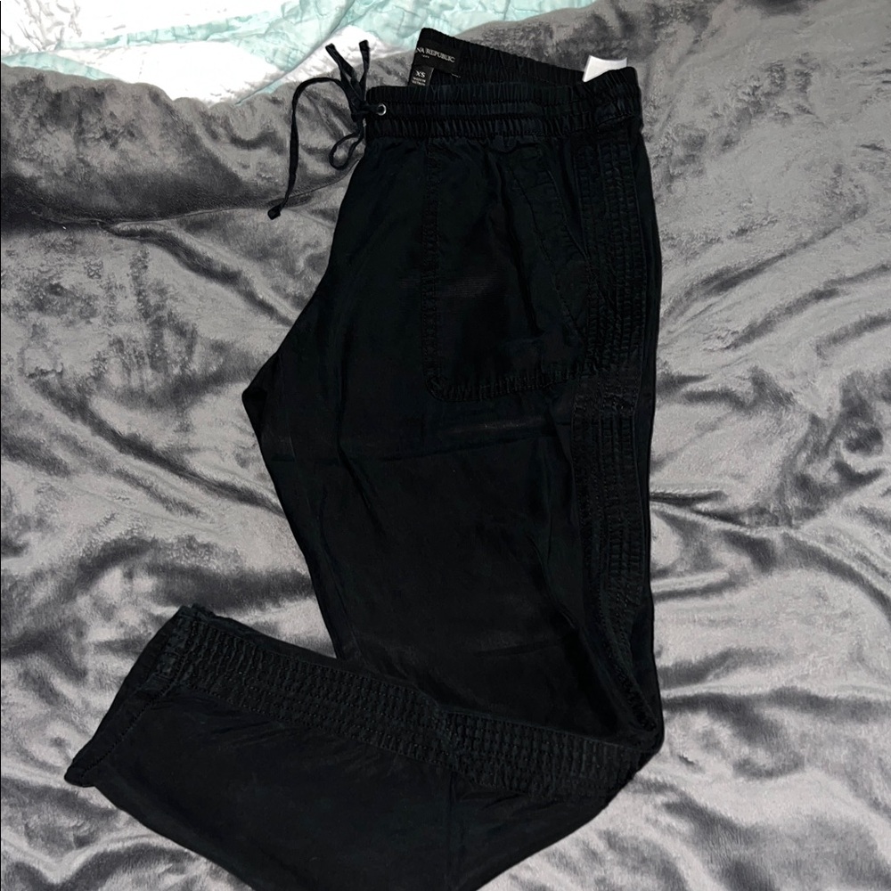 Cute Banana Republic women’s pants